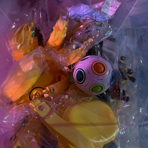 pop it’s fidget toys - Picture 5 of 7